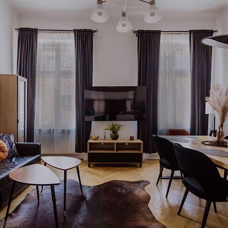 Golden Pearl - Main Square, 100 Sqm, 4 Rooms Kraków Exteriör bild