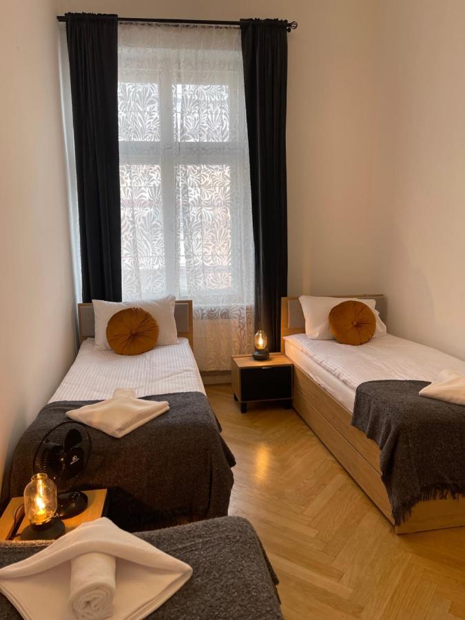 Golden Pearl - Main Square, 100 Sqm, 4 Rooms Kraków Exteriör bild