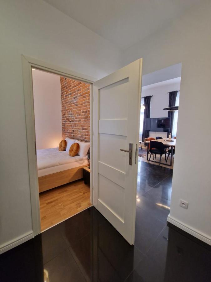 Golden Pearl - Main Square, 100 Sqm, 4 Rooms Kraków Exteriör bild