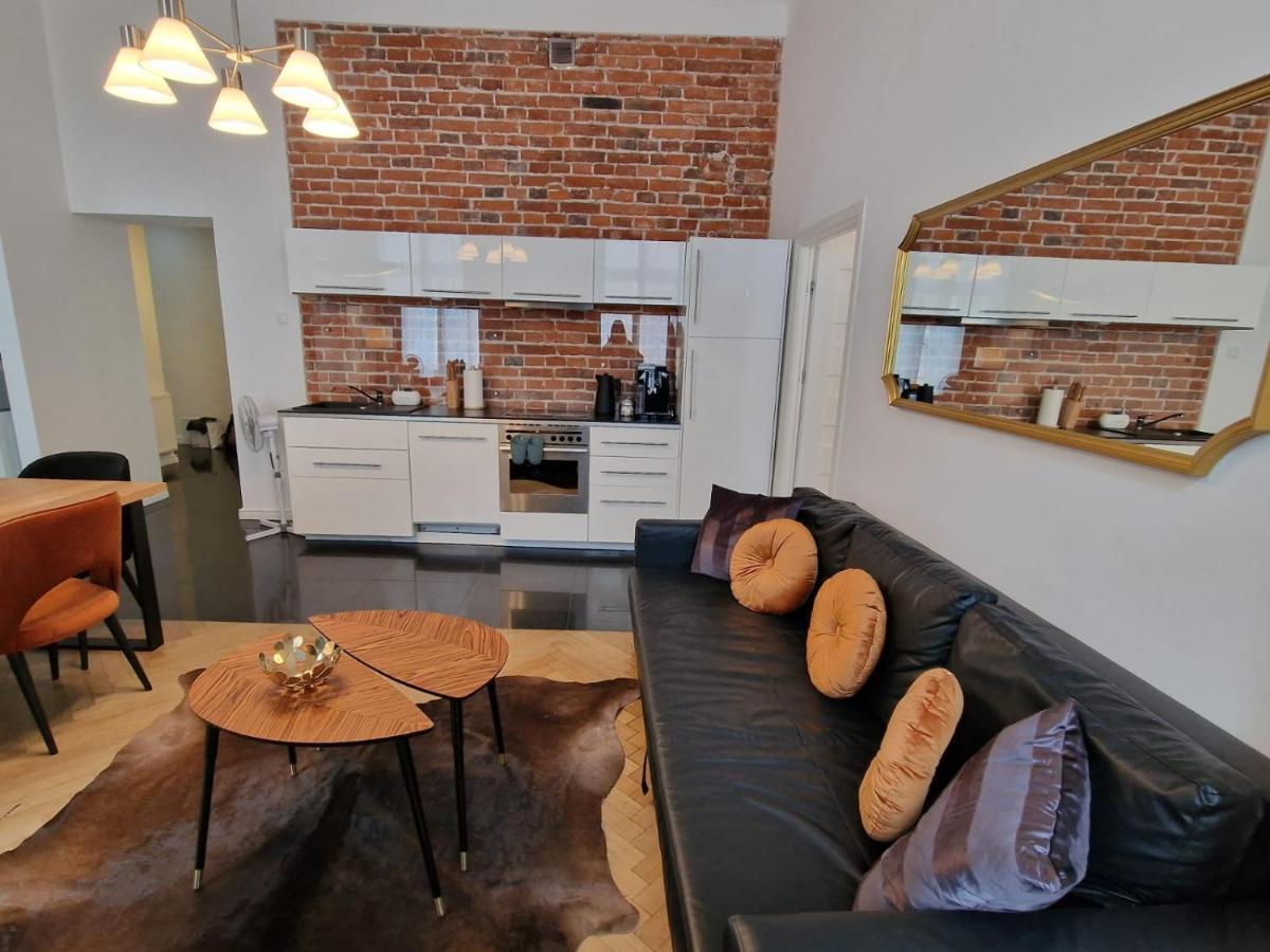 Golden Pearl - Main Square, 100 Sqm, 4 Rooms Kraków Exteriör bild