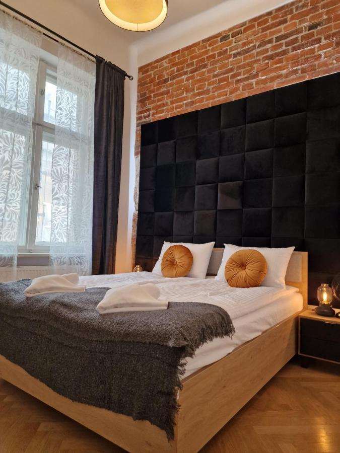 Golden Pearl - Main Square, 100 Sqm, 4 Rooms Kraków Exteriör bild