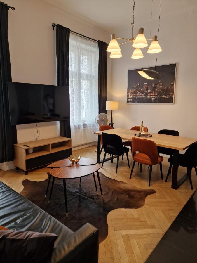 Golden Pearl - Main Square, 100 Sqm, 4 Rooms Kraków Exteriör bild