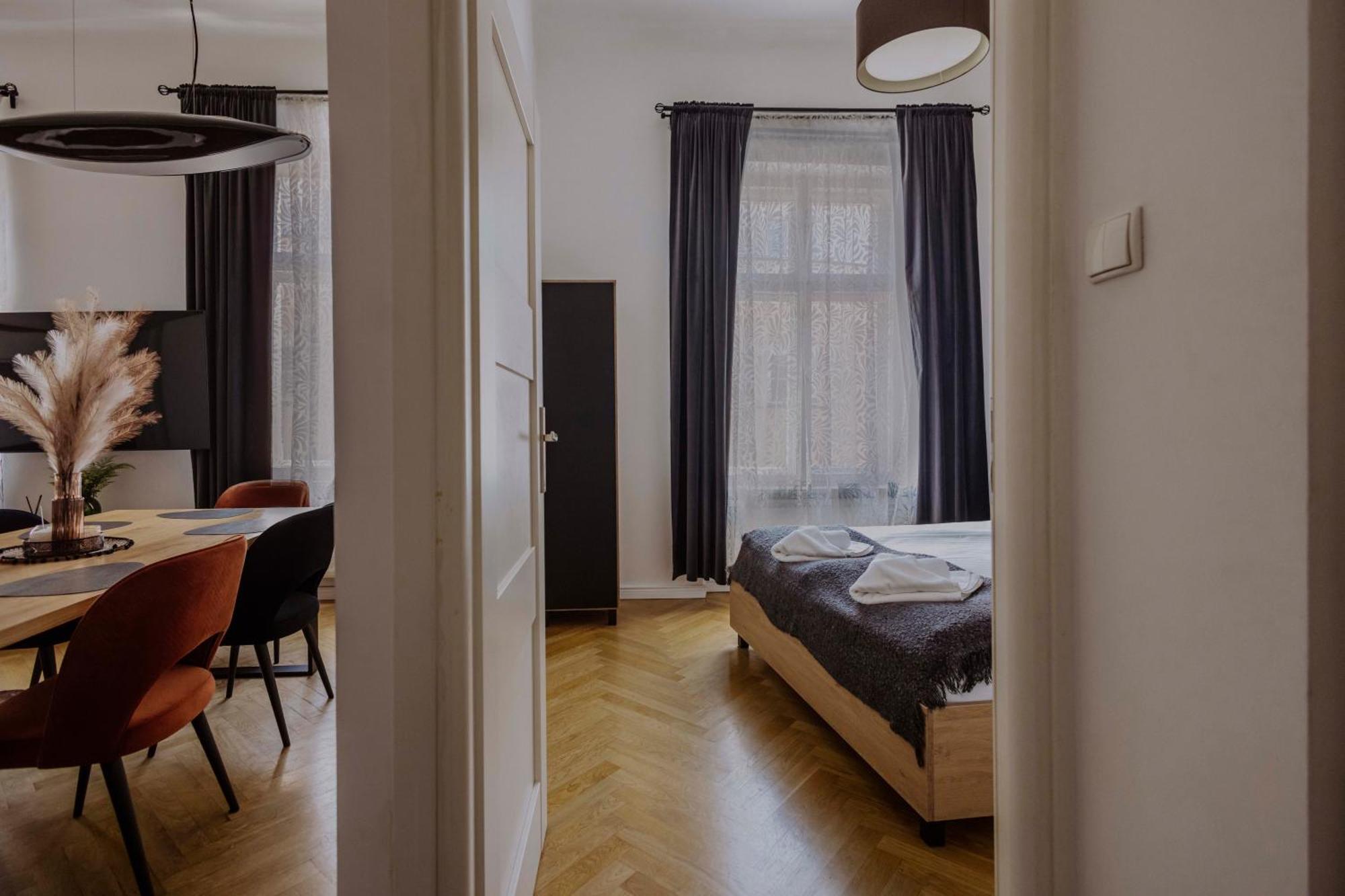 Golden Pearl - Main Square, 100 Sqm, 4 Rooms Kraków Exteriör bild