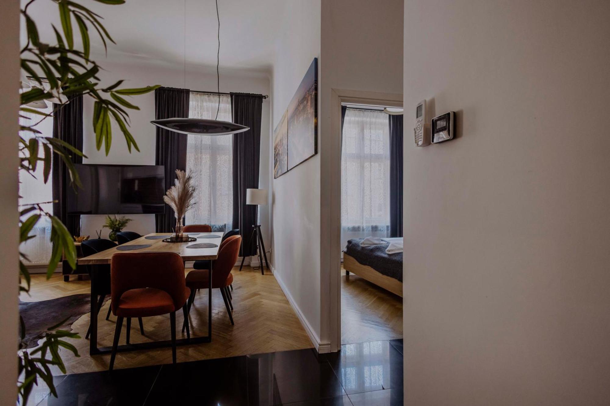 Golden Pearl - Main Square, 100 Sqm, 4 Rooms Kraków Exteriör bild